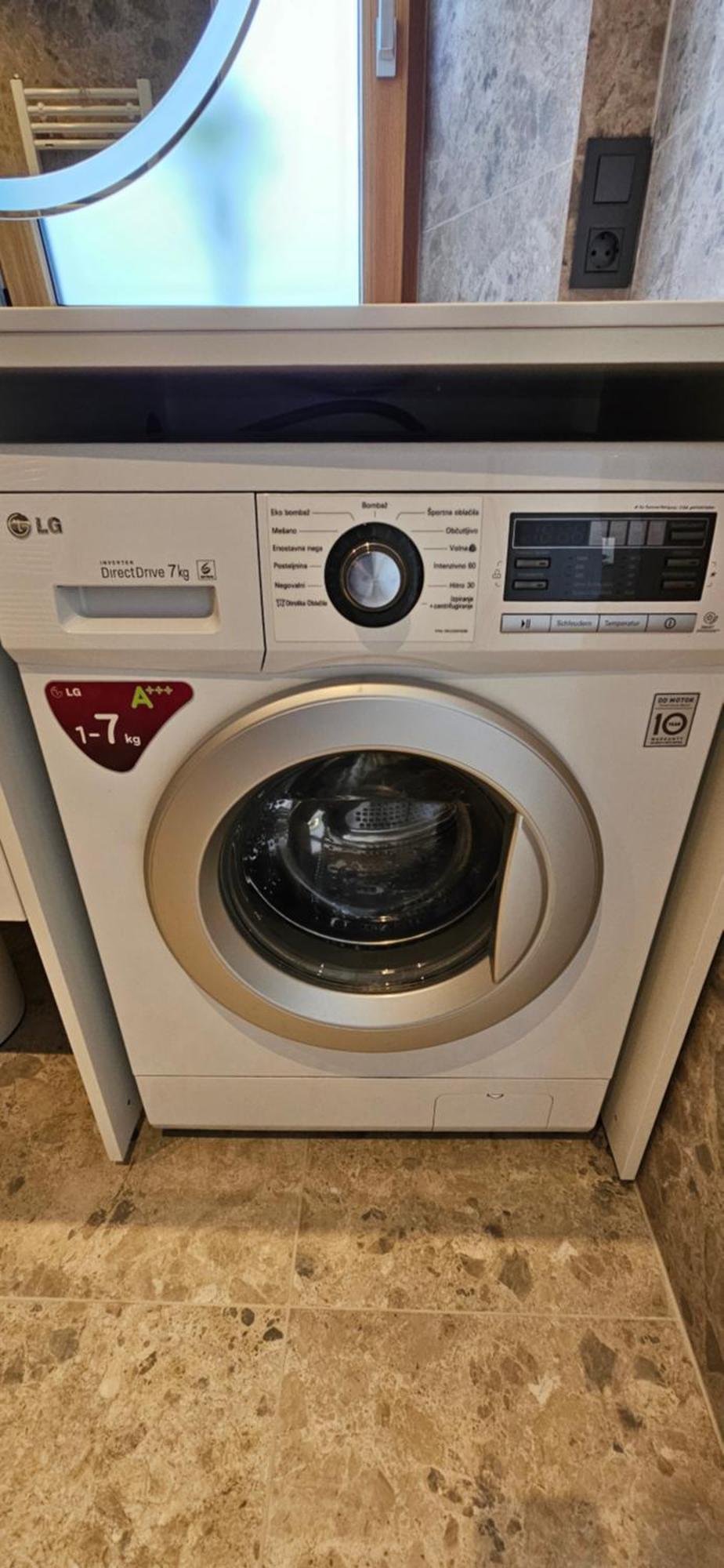 Appprusnik Apartment Любляна Екстериор снимка